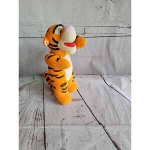 Vintage Tigger Plush Stuffed Animal 9 Inch Tall READ